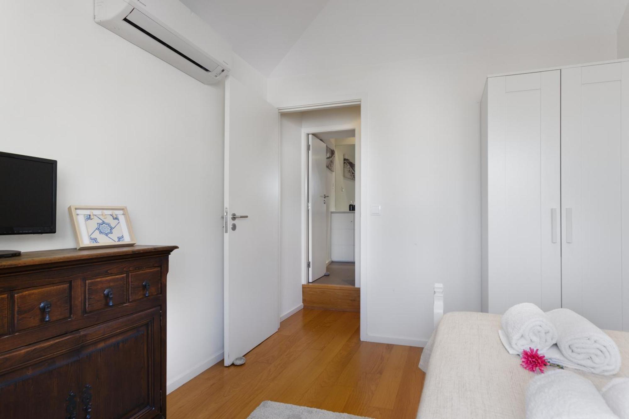 Historical Center - Taipas Apartments Porto Room photo